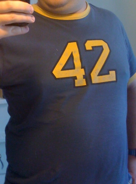 42 size in t shirt